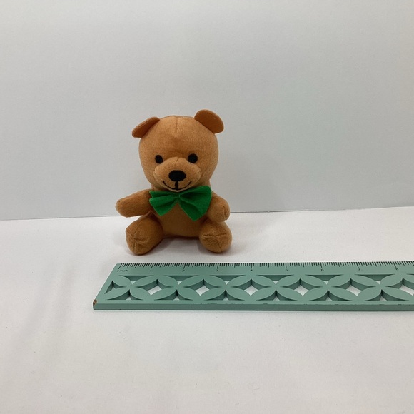 Oriental Trading Mini Brown Plush Bear Stuffed Animal Toy 4” Green Bow Tie - Picture 9 of 9